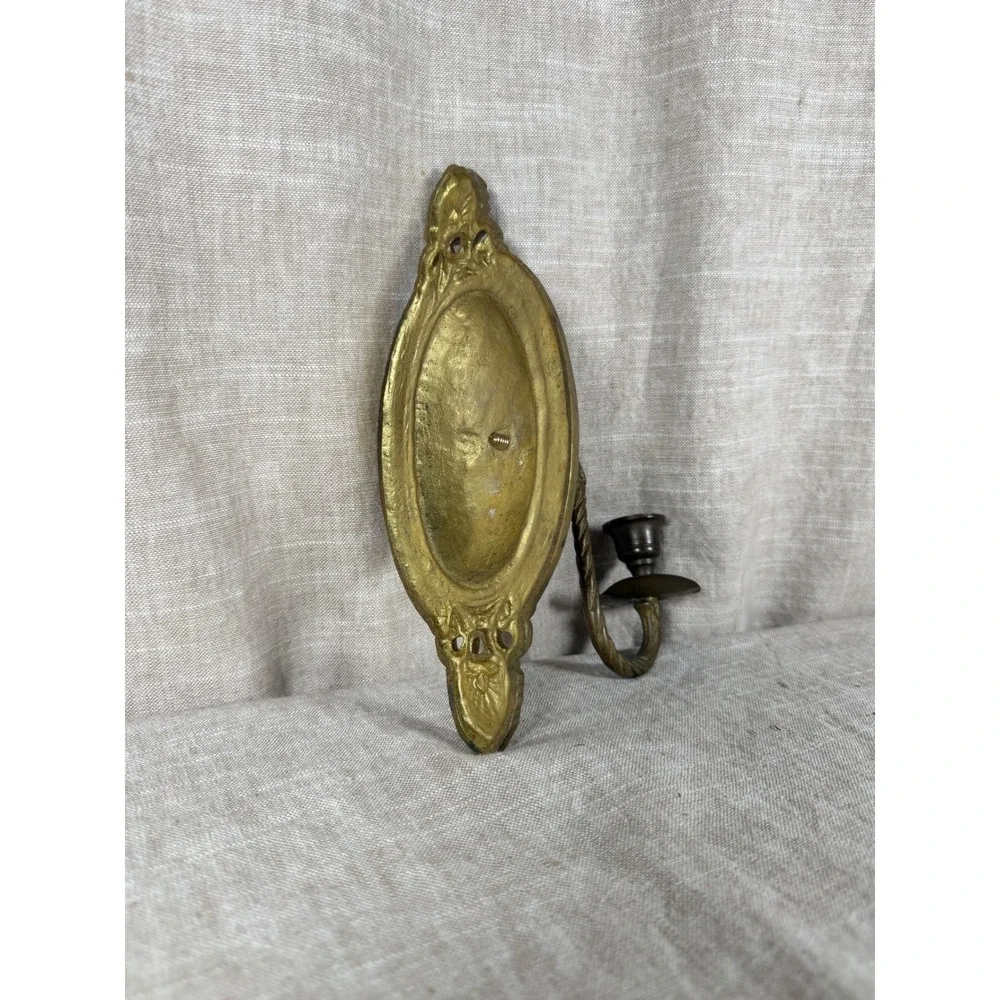 Wall Sconce Good Vintage Ornate Brass Oval Shell Scroll Taper Candle Holder